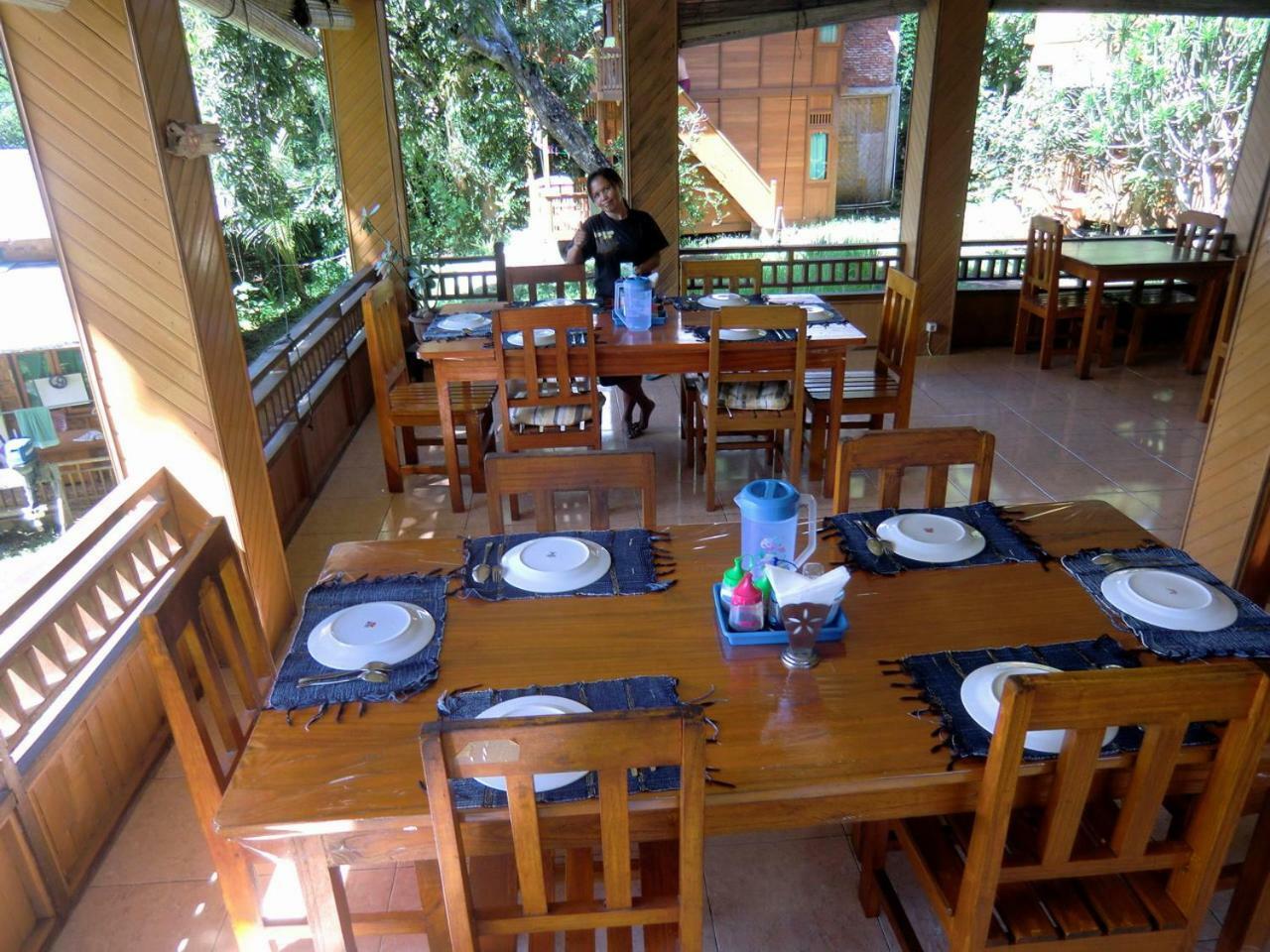 Bunaken Sea Garden Resort Exteriör bild